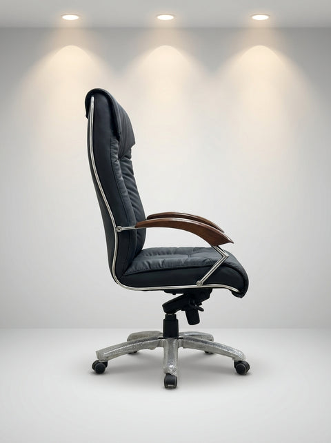 Senator Classic Executive Leather Chair – Solid Wood Arms & Base – Rich Black - Angle 1