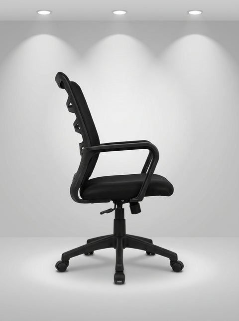 Milano Low-Profile Ribbed Manager Chair – Sleek Black & Chrome - Angle 1