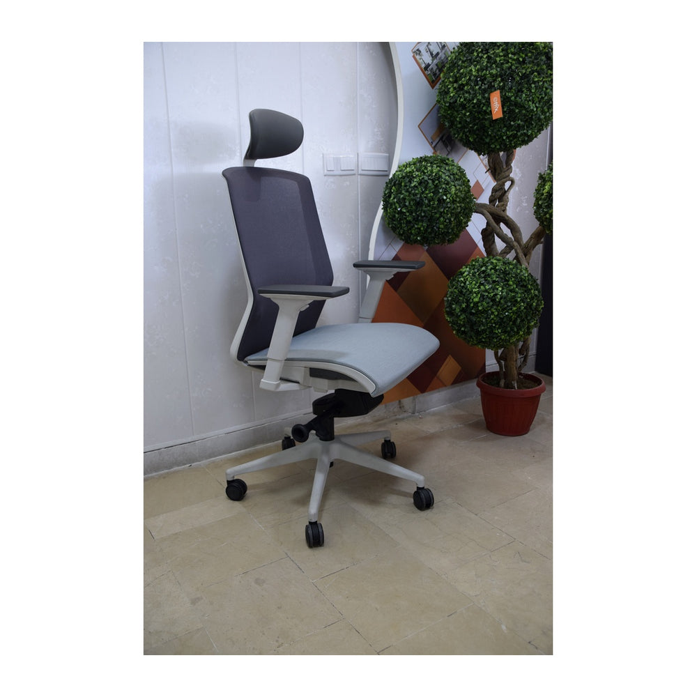 High Back Executive Chairs Cassina (WT-GREY-HP) – Padded Arms & Hydraulic Base