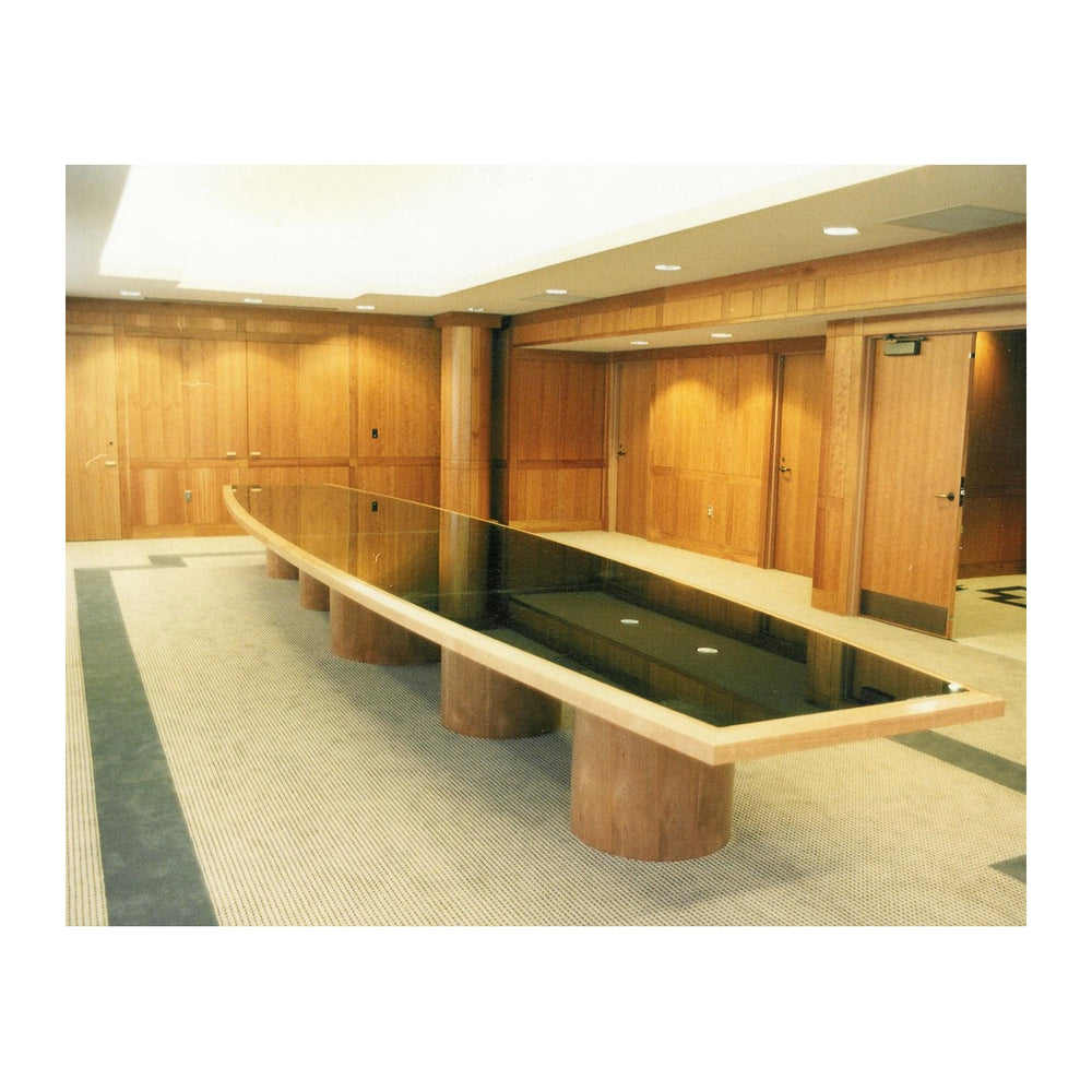 Conference & Boardroom Tables Calaos (034) – Multi-Seater Layout & Concealed Wire Box